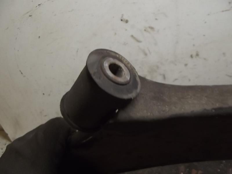 Triangle avant droit NISSAN MICRA 2 PHASE 1 Essence - 1