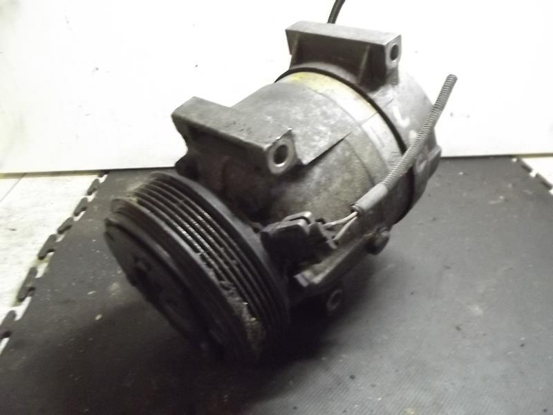 Compresseur clim RENAULT LAGUNA 2 PHASE 1 BREAK Diesel - 1