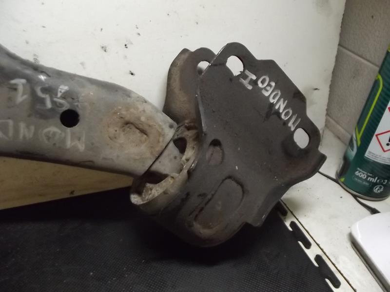 Triangle avant gauche FORD MONDEO 3 PHASE 1 Diesel - 1