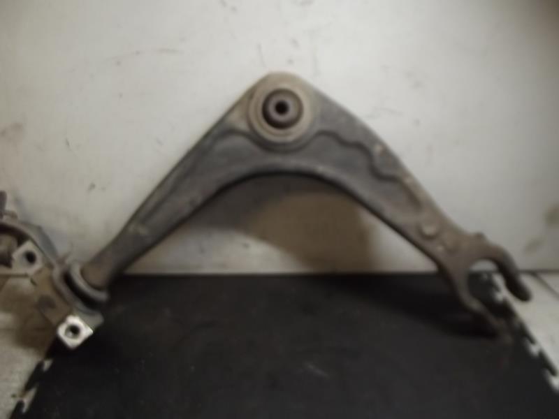 Triangle avant gauche PEUGEOT 407 PHASE 1 BREAK Diesel - 1