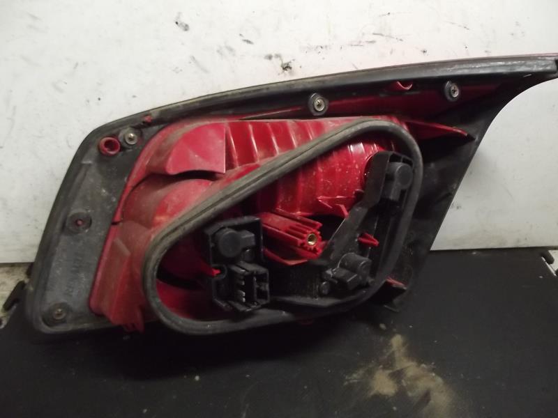 Feu arriere secondaire gauche (feux) RENAULT VEL SATIS PHASE 1 Diesel - 1