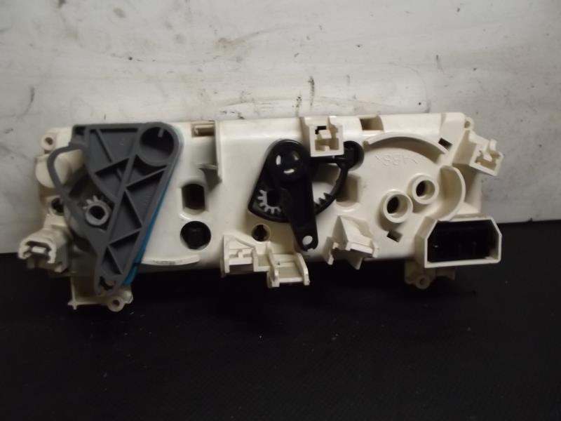 Commande chauffage PEUGEOT 306 PHASE 1 Essence - 1
