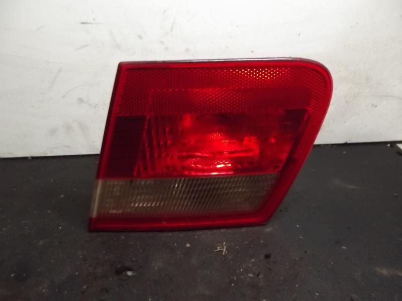 Feu arriere secondaire droit (feux) BMW SERIE 3 E46 TOURING PHASE 2 BREAK Diesel - 1