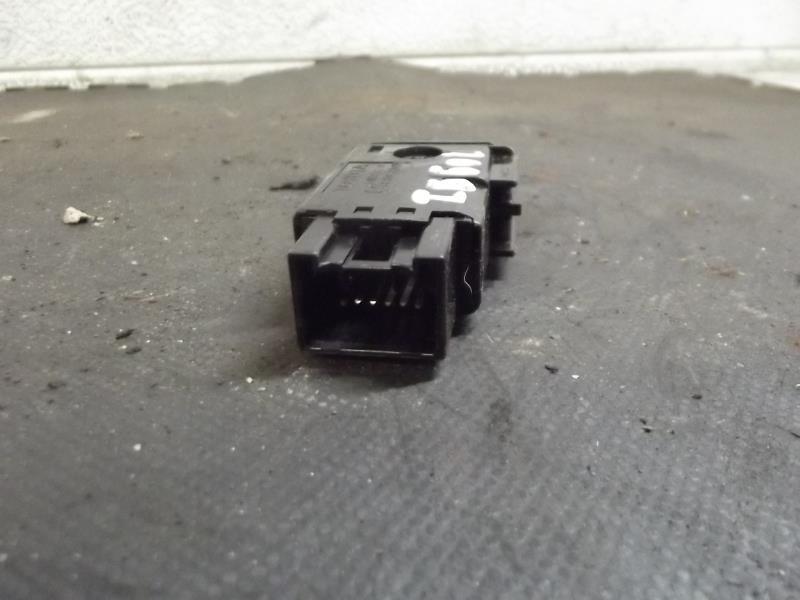 Commande anti brouillard arriere TOYOTA YARIS 1 PHASE 1 Essence - 1