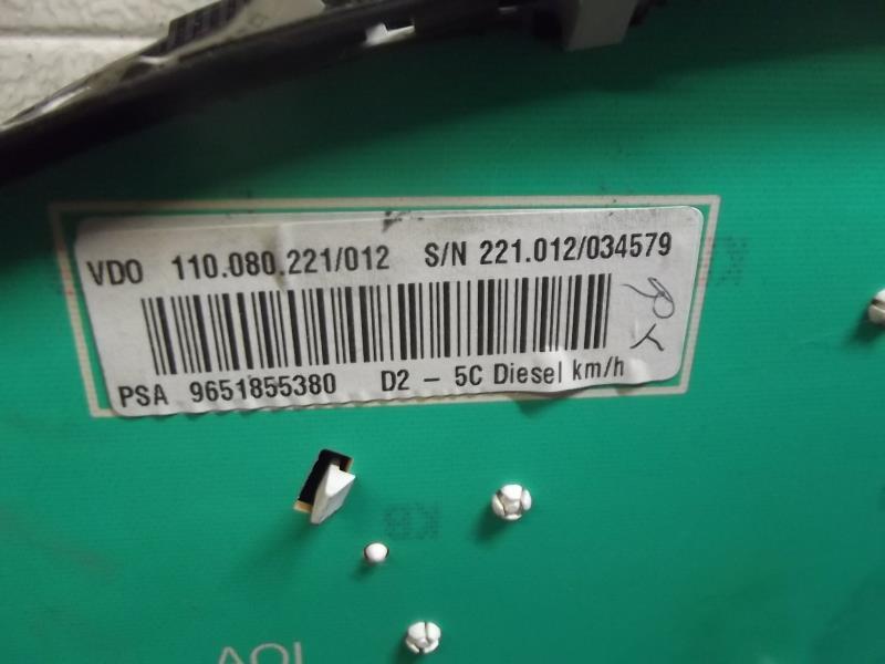 Compteur PEUGEOT 407 PHASE 1 BREAK Diesel - 1
