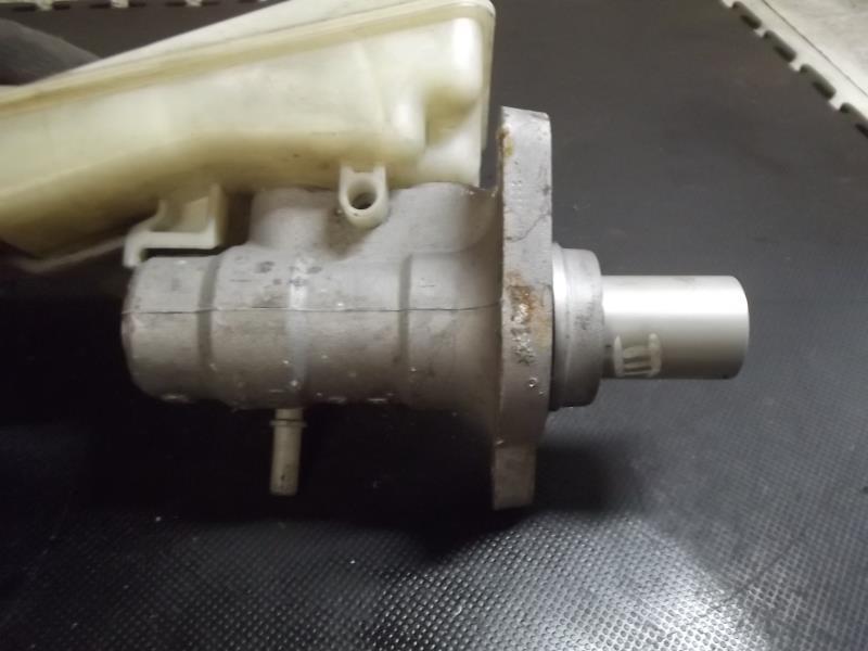 Maitre cylindre (freinage) FORD MONDEO 3 PHASE 1 Diesel - 1