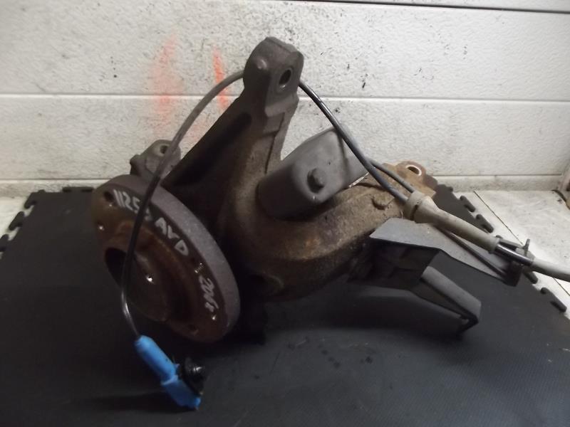 Fusee avant droit PEUGEOT 206+ Diesel - 1
