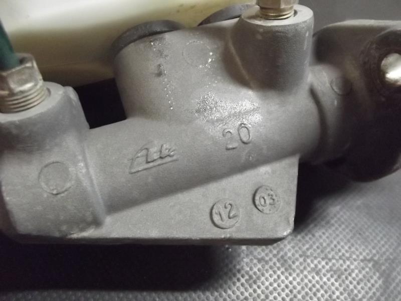 Maitre cylindre (freinage) RENAULT CLIO 2 PHASE 2 Essence - 1