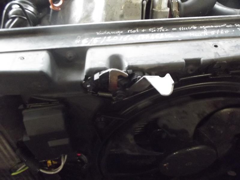 Serrure de capot PEUGEOT 307 PHASE 2 Diesel - 1