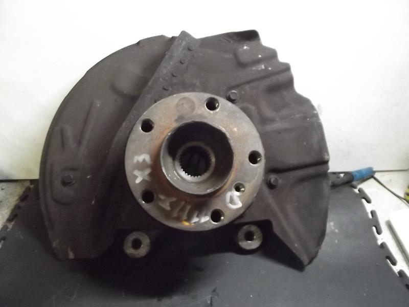 Fusee avant droit BMW X5 E53 Diesel - 1
