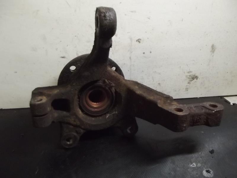 Fusee avant gauche NISSAN NOTE 1 PHASE 1 Essence - 1