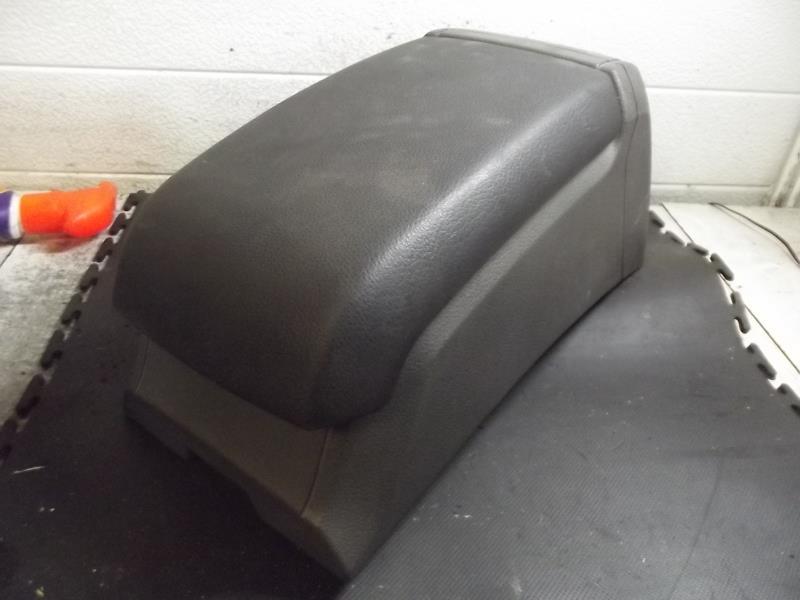 Accoudoir FORD C-MAX 1 PHASE 1 Essence - 1