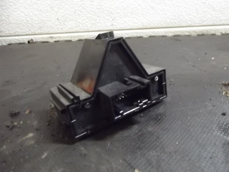 Bouton de warning OPEL CORSA D PHASE 1 Diesel - 1