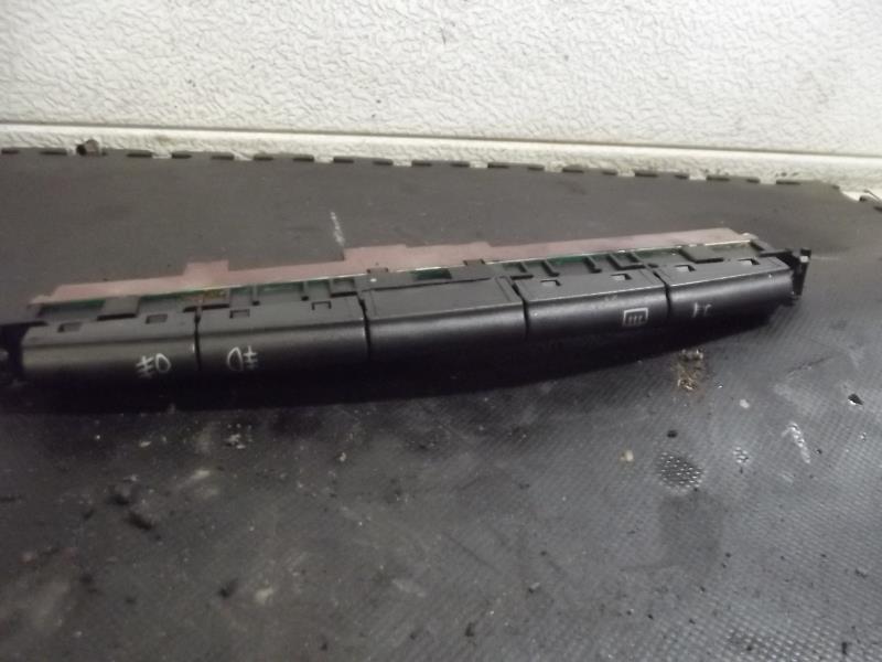 Commande anti brouillard arriere FIAT BRAVO 1 Diesel - 1