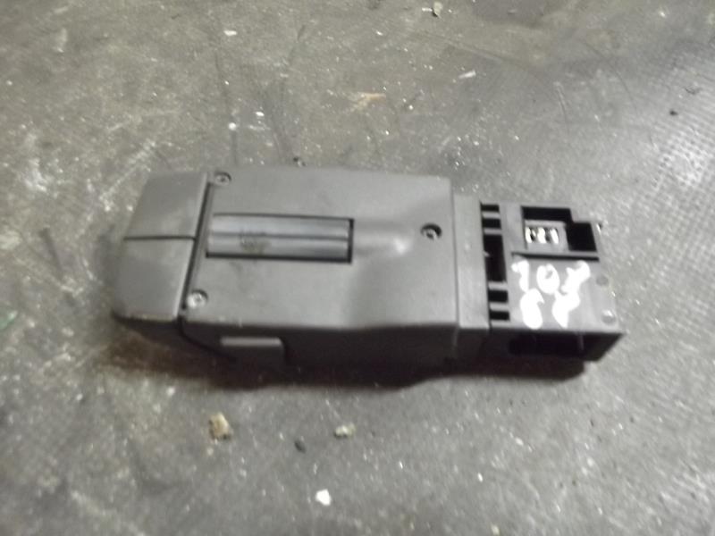 Commande autoradio RENAULT LAGUNA 2 PHASE 2 BREAK Diesel - 1