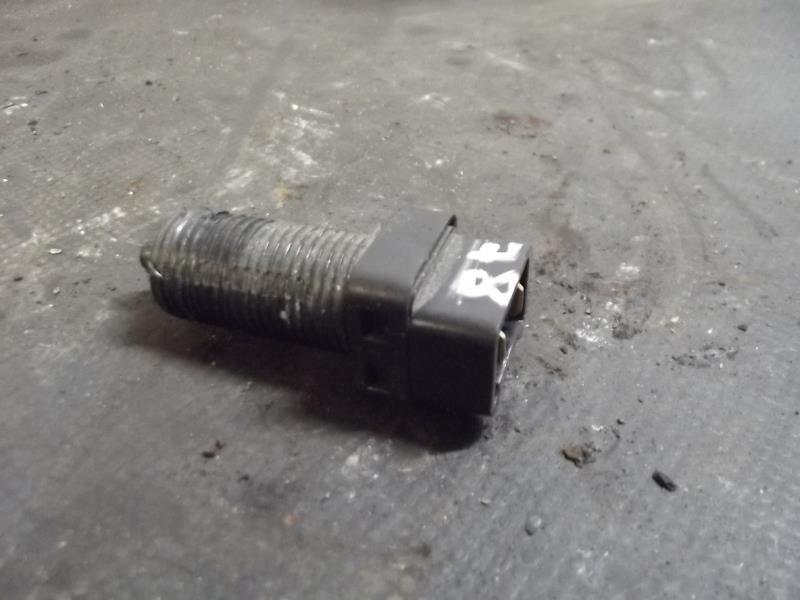 Contacteur feu stop RENAULT SUPER 5 Diesel - 1