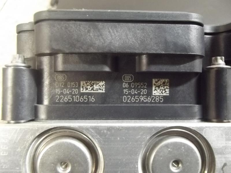 Bloc ABS (freins anti-blocage) DACIA DUSTER 1 PHASE 2 Essence - 1