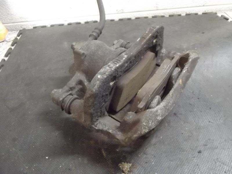 Etrier avant droit (freinage) OPEL CORSA C PHASE 1 Essence - 1