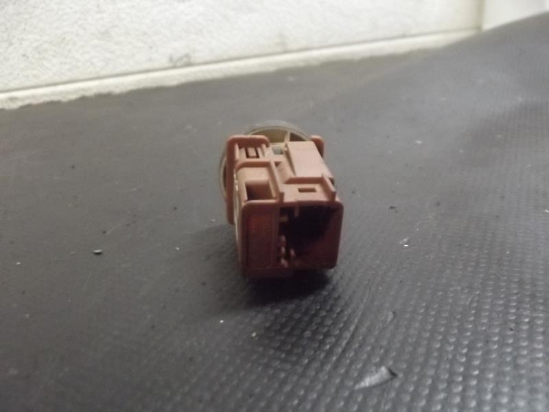 Bouton/Interrupteur PEUGEOT PARTNER 1 PHASE 2 Diesel - 1
