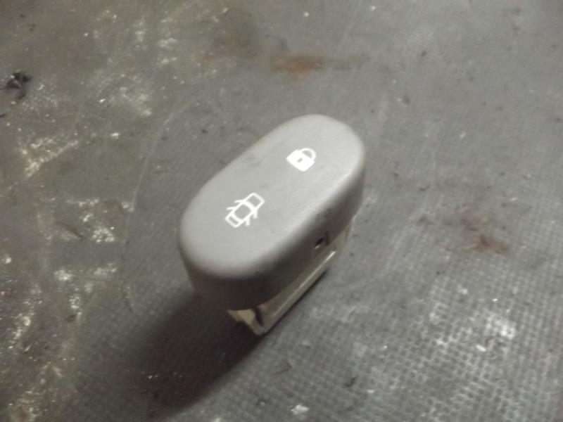 Commande de fermeture centralisee RENAULT CLIO 2 PHASE 1 Essence - 1