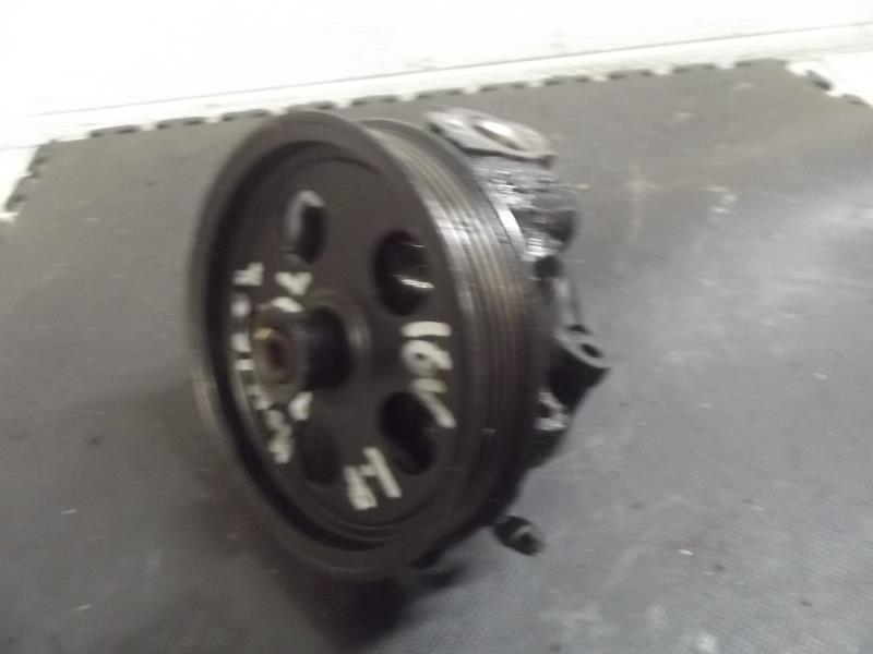Pompe de direction FORD MONDEO 2 Essence - 1