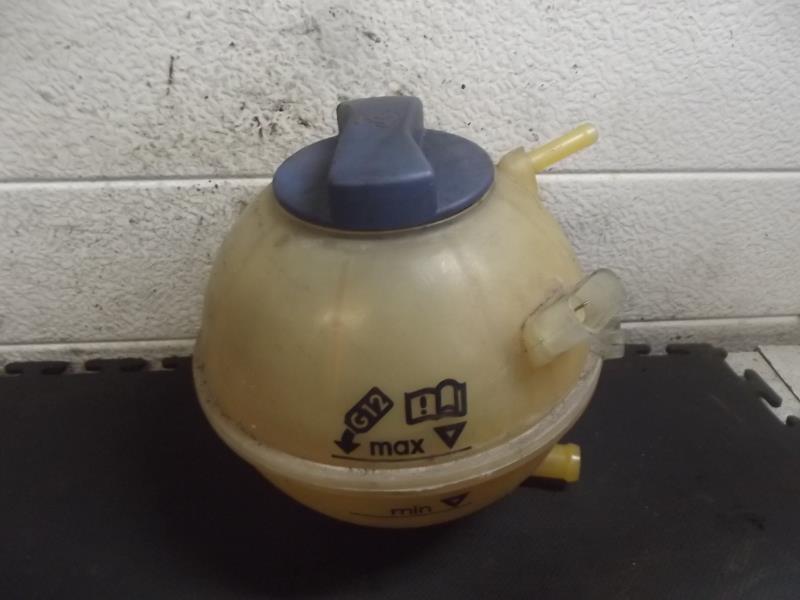 Vase d'expansion VOLKSWAGEN GOLF 4 Essence - 1