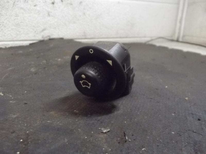 Commande retroviseurs FORD MONDEO 2 Essence - 1