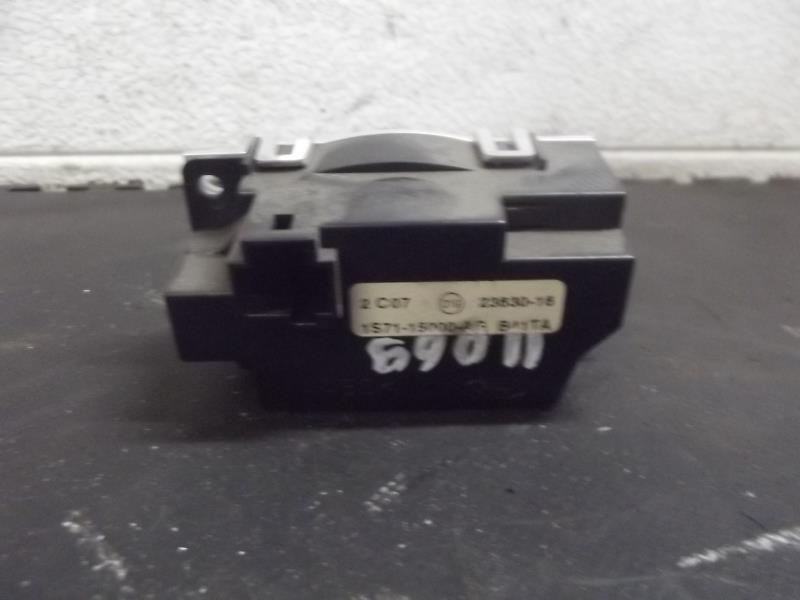 Horloge FORD MONDEO 2 Essence - 1