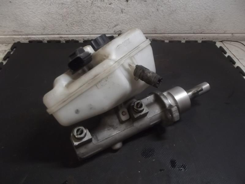 Maitre cylindre (freinage) FORD MONDEO 2 Essence - 1