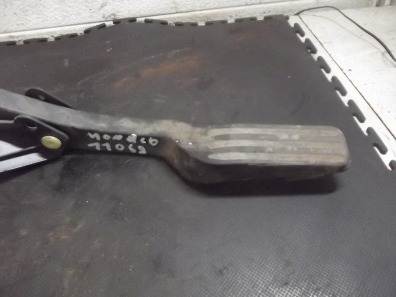 Pedale d'accelerateur FORD MONDEO 2 Essence - 1