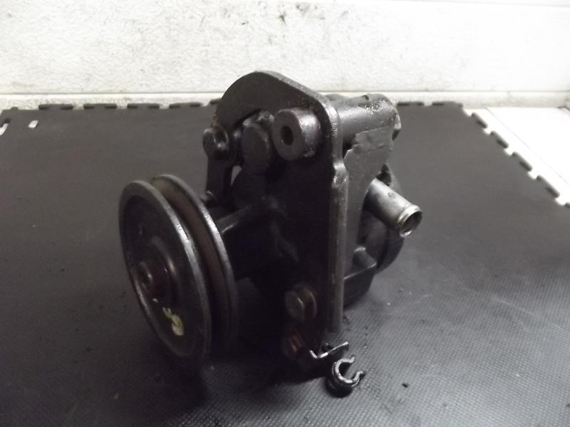 Pompe de direction PEUGEOT 605 PHASE 1 Essence - 1