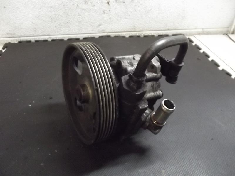 Pompe de direction CITROEN C8 Diesel - 1