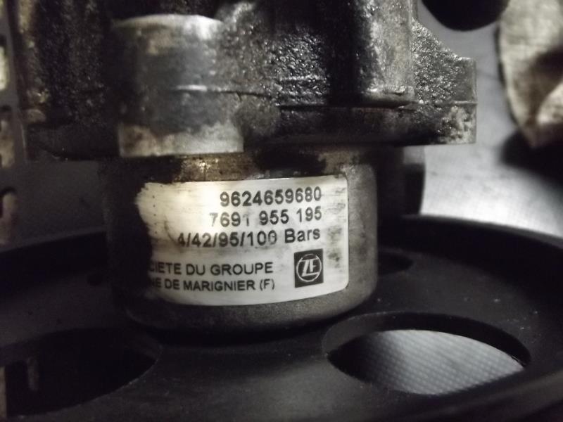 Pompe de direction PEUGEOT 406 PHASE 1 Essence - 1