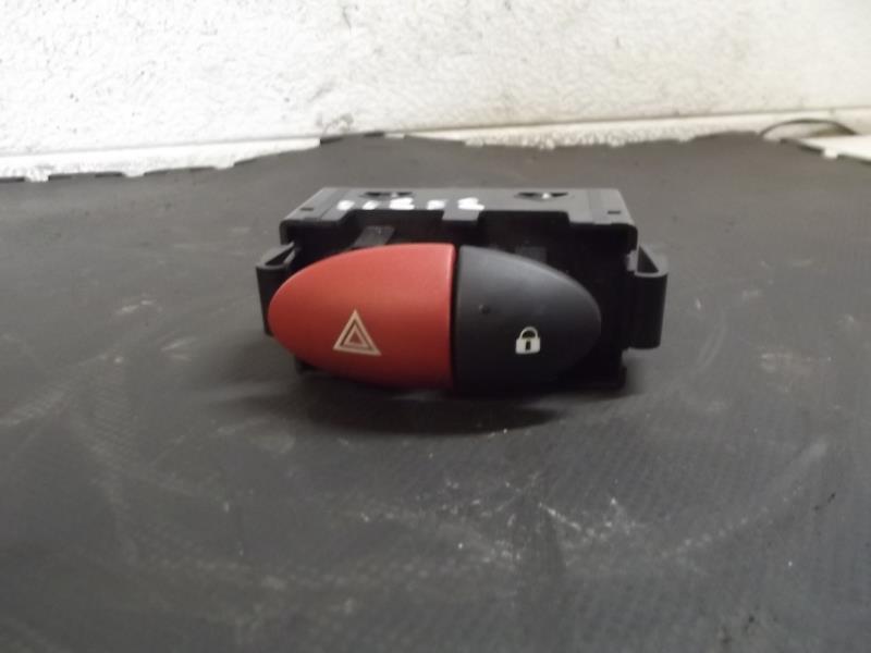 Bouton de warning RENAULT TWINGO 2 PHASE 2 Diesel - 1