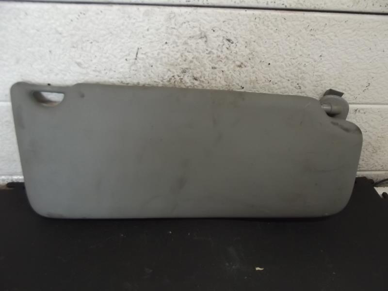 Pare soleil gauche RENAULT CLIO 2 PHASE 2 Diesel - 1