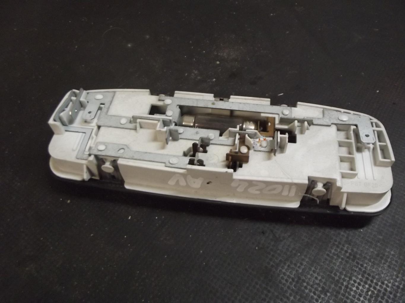 Eclairage de plafonnier FORD FUSION PHASE 2 Diesel - 1