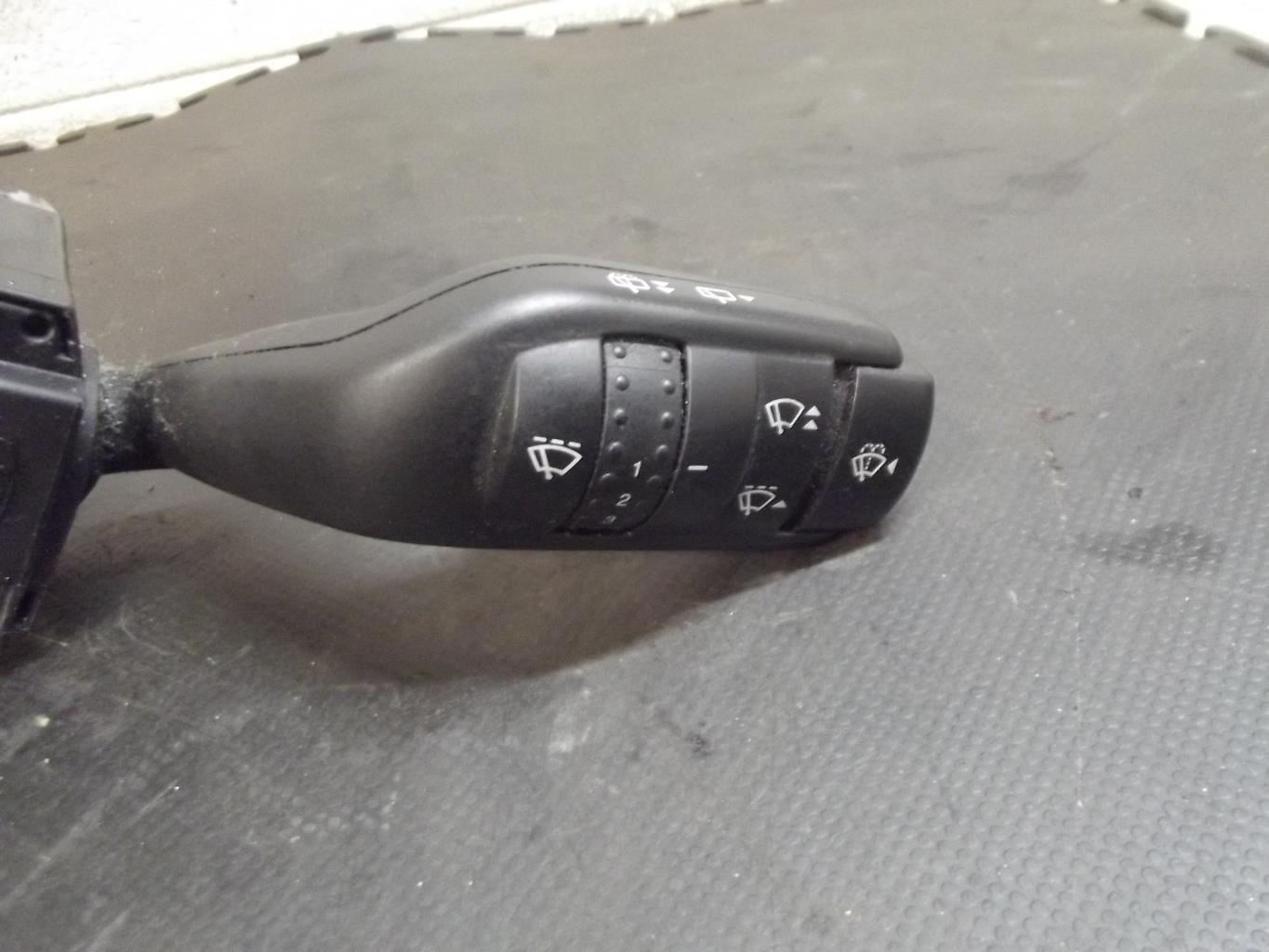 Commodo d'essuie glaces FORD C-MAX 1 PHASE 1 Diesel - 1