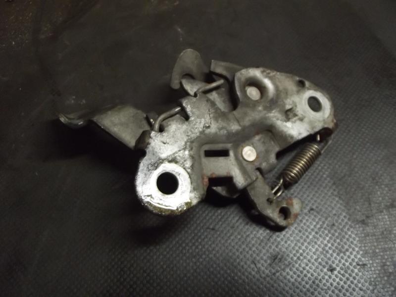 Serrure de capot PEUGEOT 307 PHASE 2 Diesel - 1