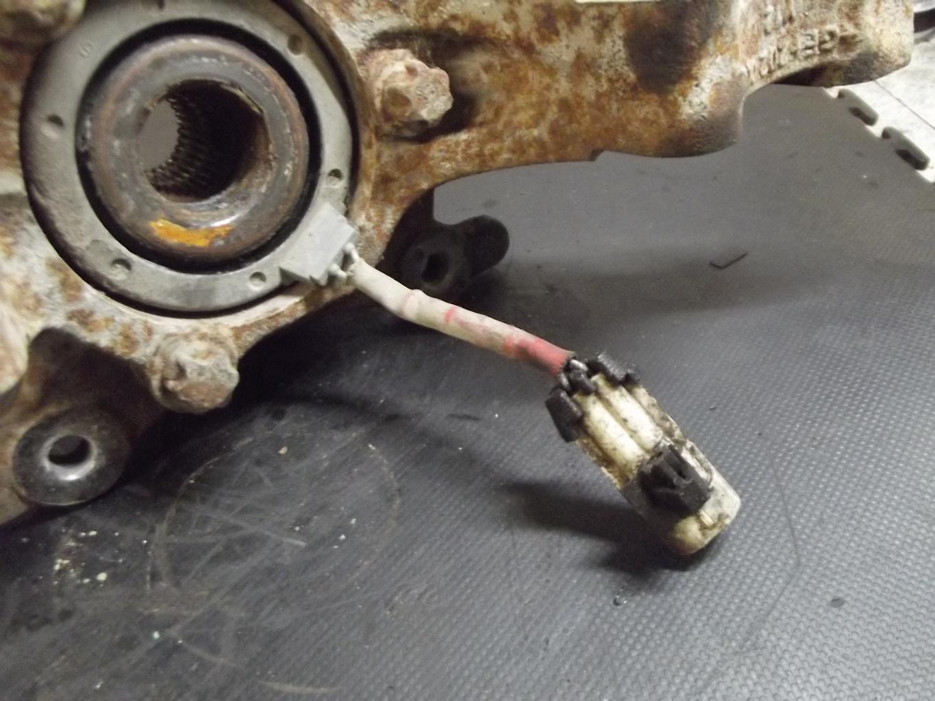 Fusee avant gauche OPEL ZAFIRA A PHASE 1 Diesel - 1
