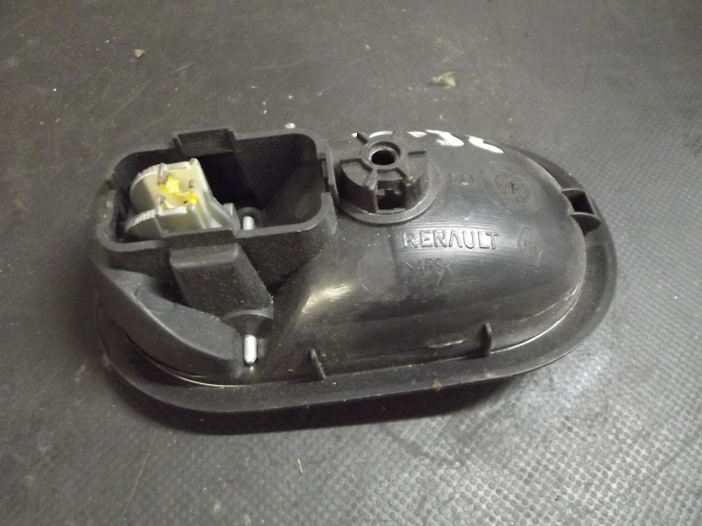 Poignee interieur arriere droit RENAULT CLIO 3 PHASE 1 BREAK Diesel - 1