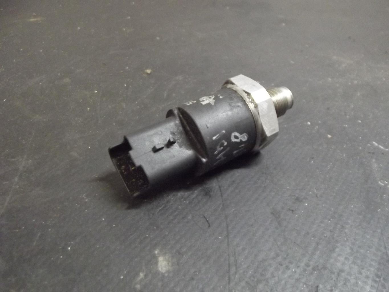 Capteur de pression de rampe injection CITROEN C3 1 PHASE 1 Diesel - 1