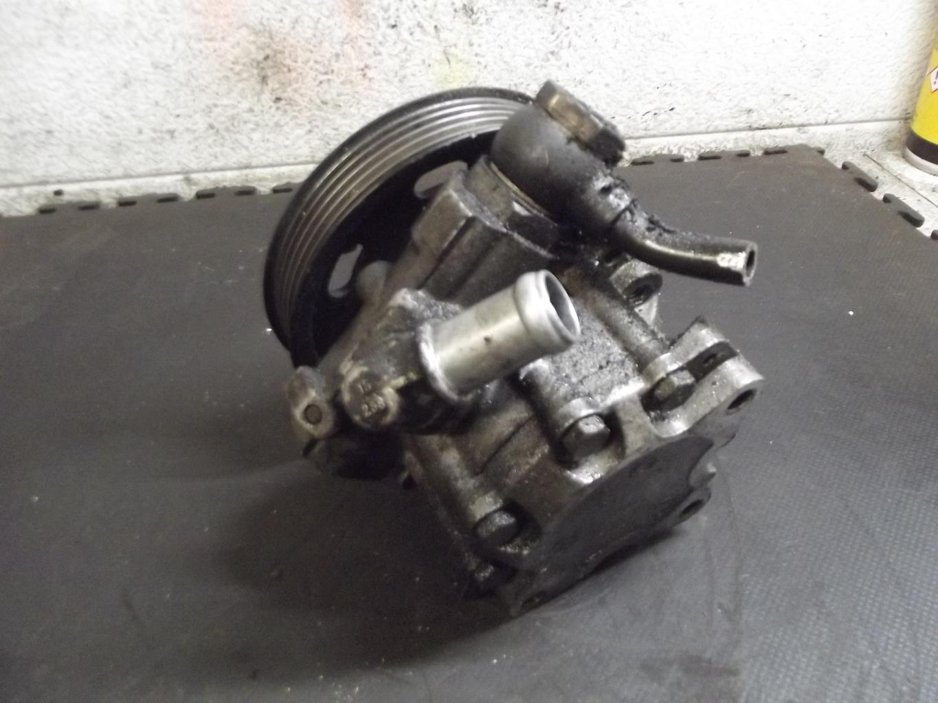 Pompe de direction AUDI A4 1 PHASE 1 Diesel - 1