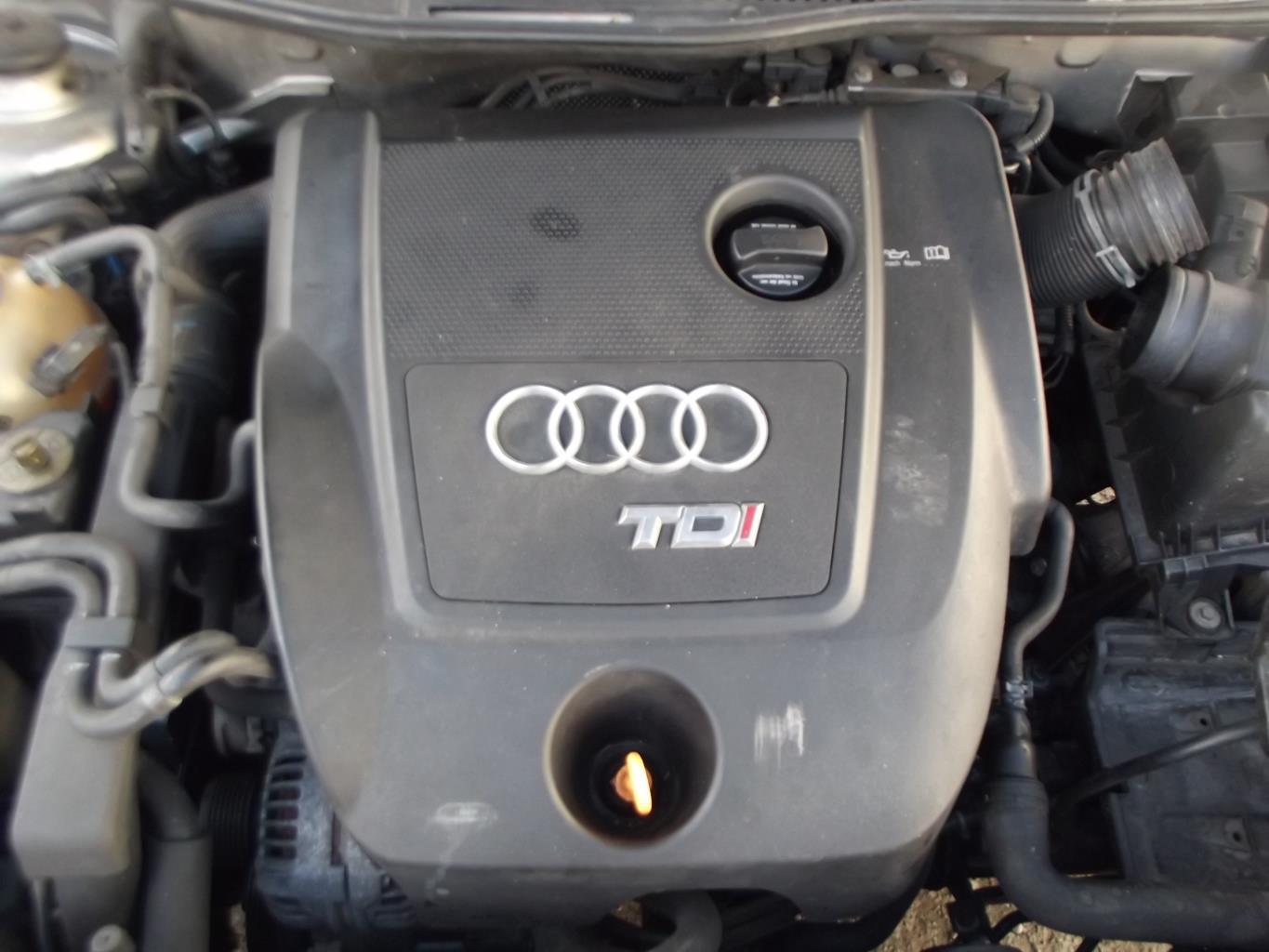 Cache moteur  AUDI A3 1 PHASE 2 Diesel - 1