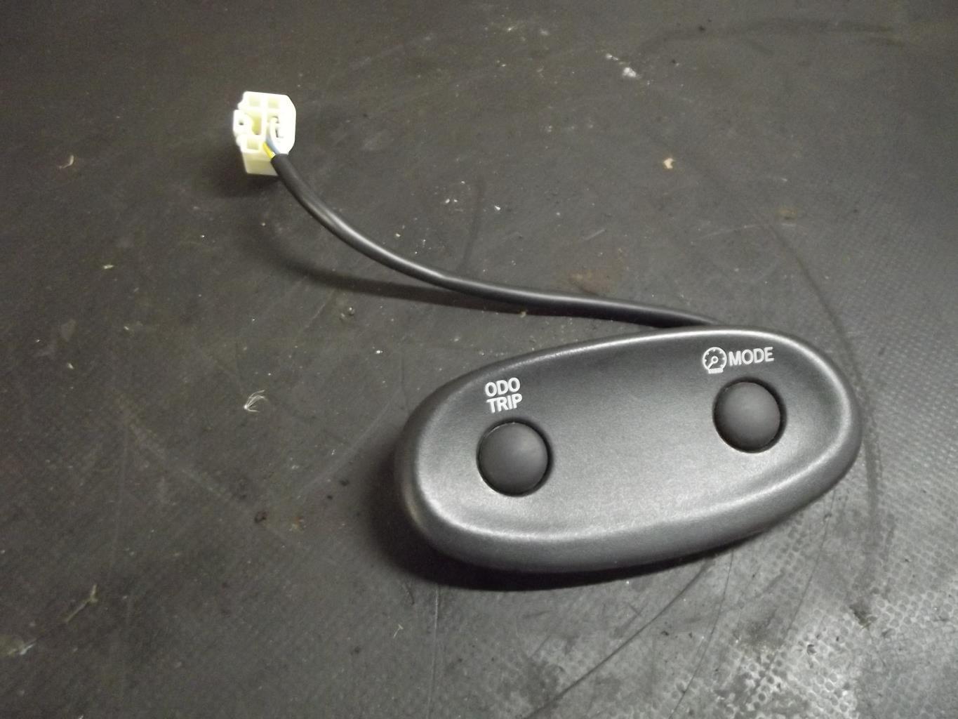 Bouton/Interrupteur TOYOTA YARIS 1 PHASE 2 Essence - 1