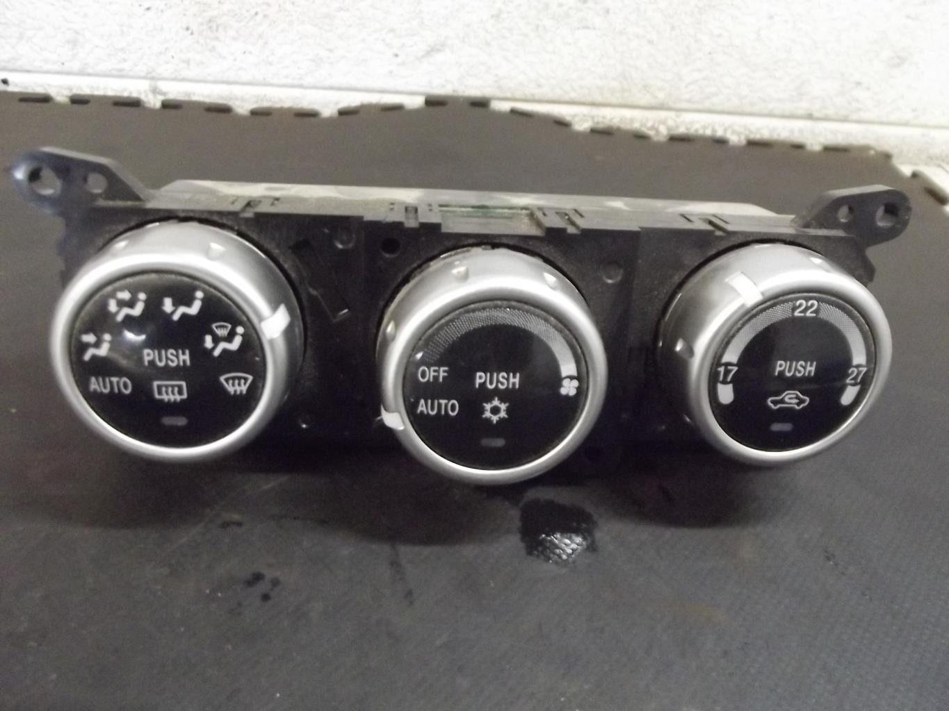 Commande chauffage MITSUBISHI L 200 3 Diesel - 1