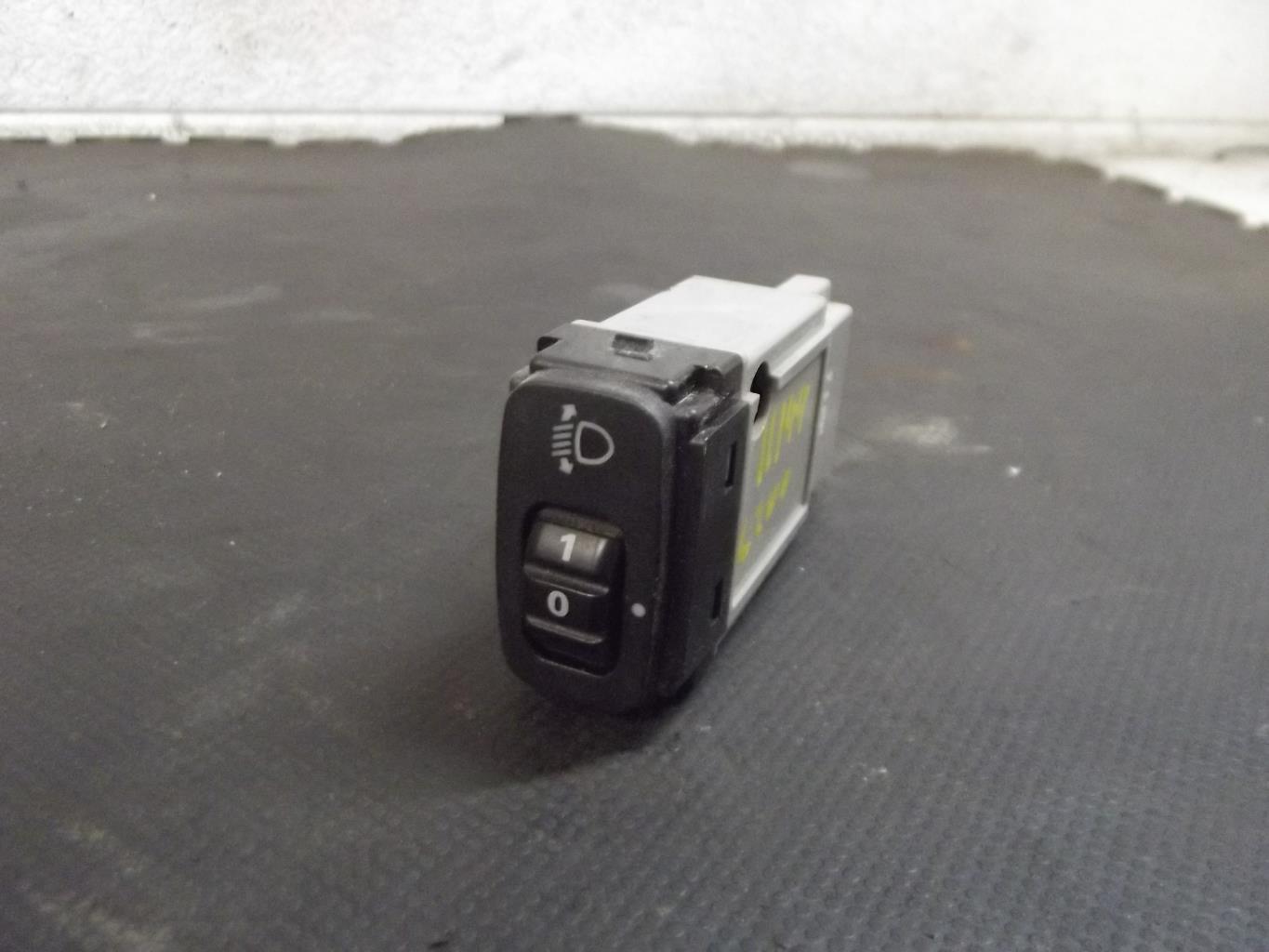 Commande de reglage hauteur de phare MITSUBISHI L 200 3 Diesel - 1
