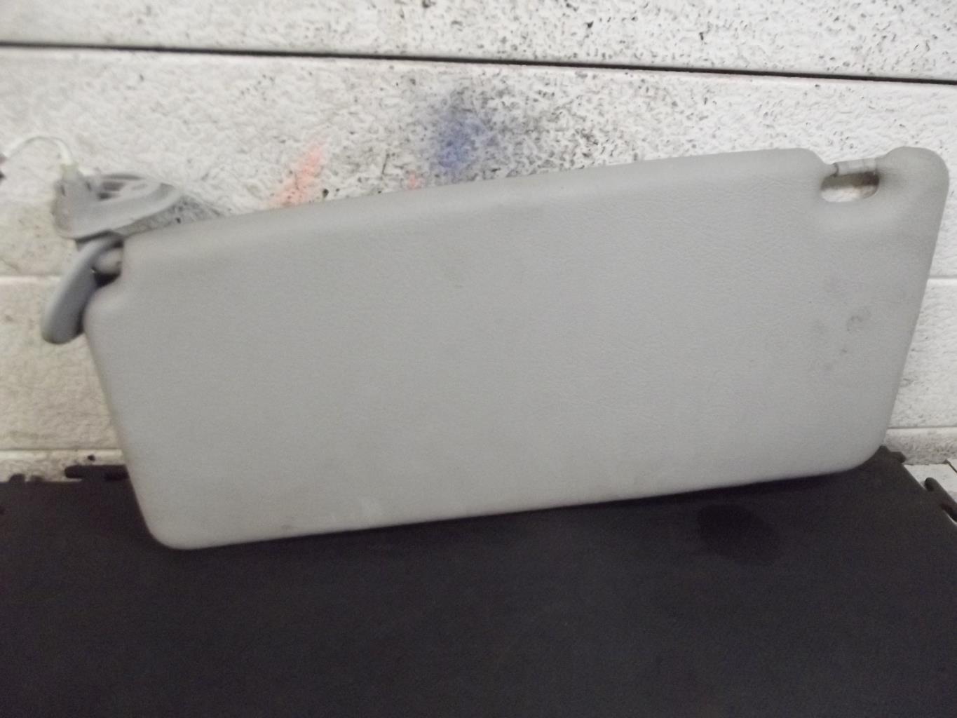 Pare soleil droit BMW SERIE 5 E39 PHASE 2 Diesel - 1