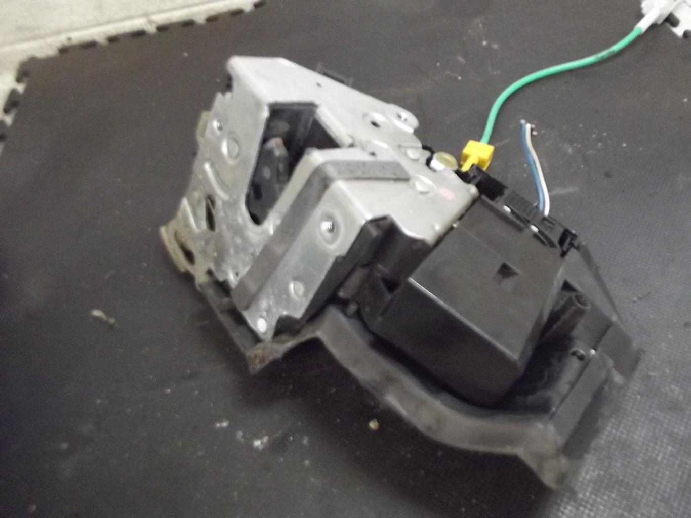 Serrure avant droit BMW SERIE 5 E39 PHASE 2 Diesel - 1