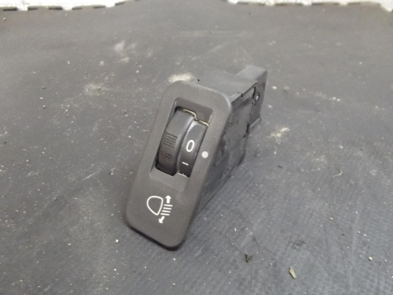 Commande de reglage hauteur de phare PEUGEOT 206 PHASE 1 Diesel - 1