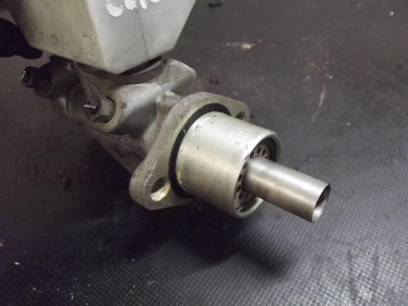 Maitre cylindre (freinage) RENAULT CLIO 2 PHASE 2 Diesel - 1
